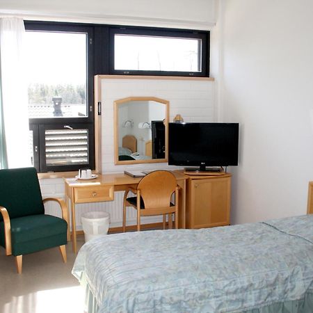 Lehmirannan Lomakeskus Hotel Salo  Phòng bức ảnh